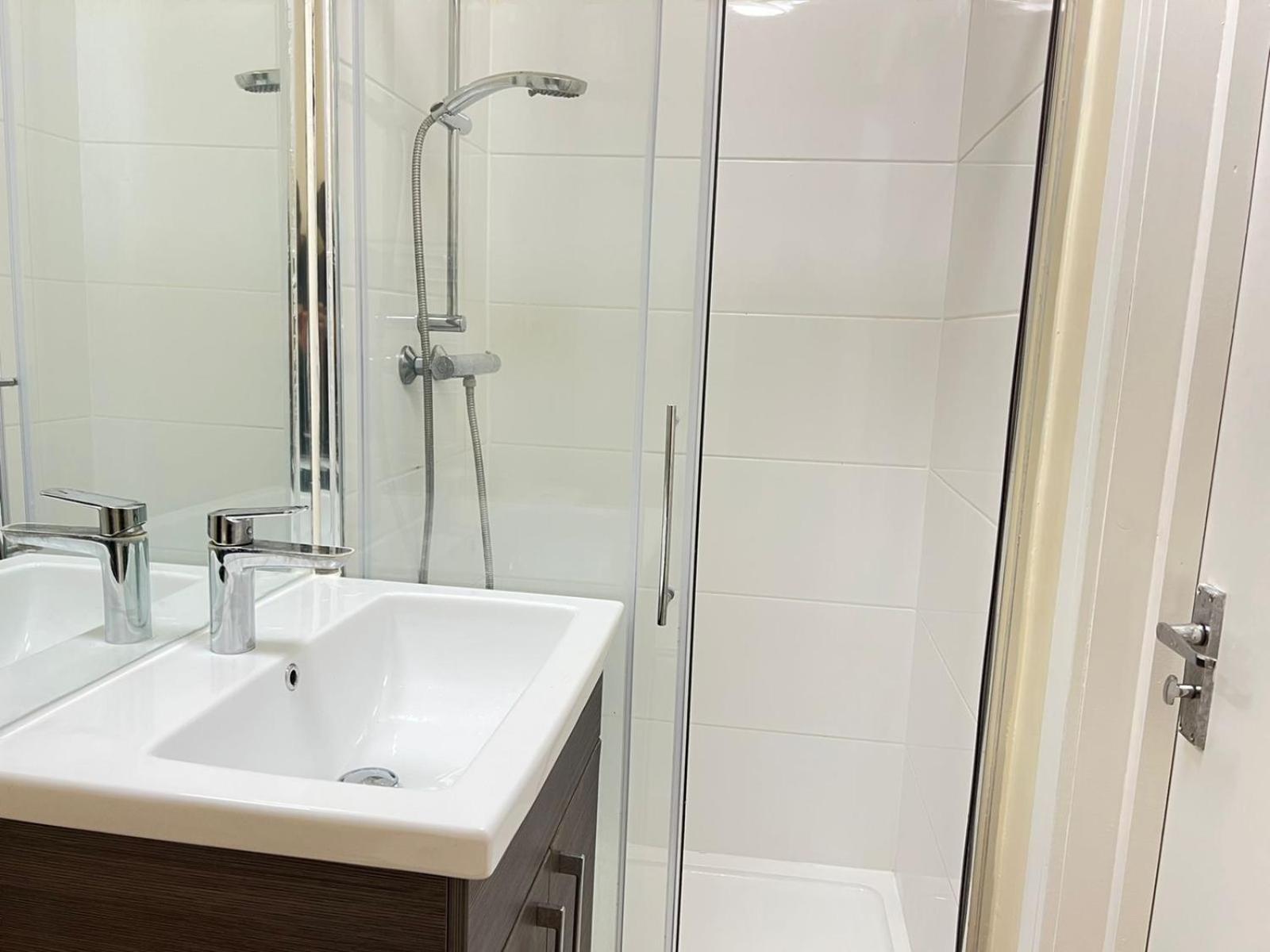 Cricklewood Boutique Stay London Room photo